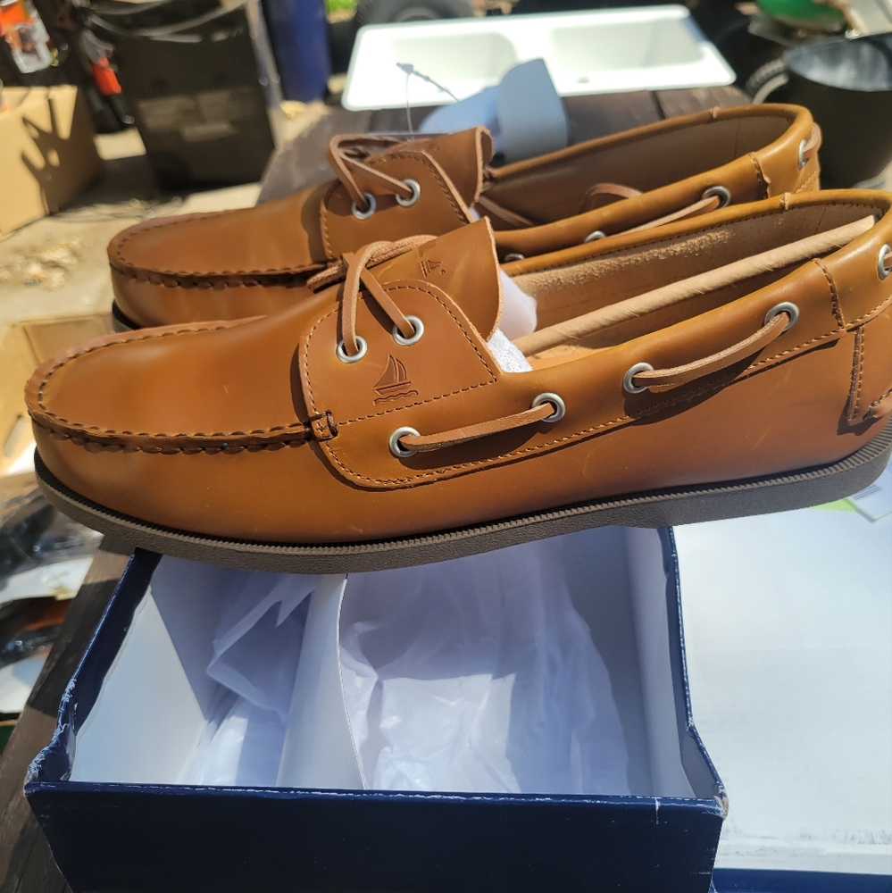 Sail men's shoes